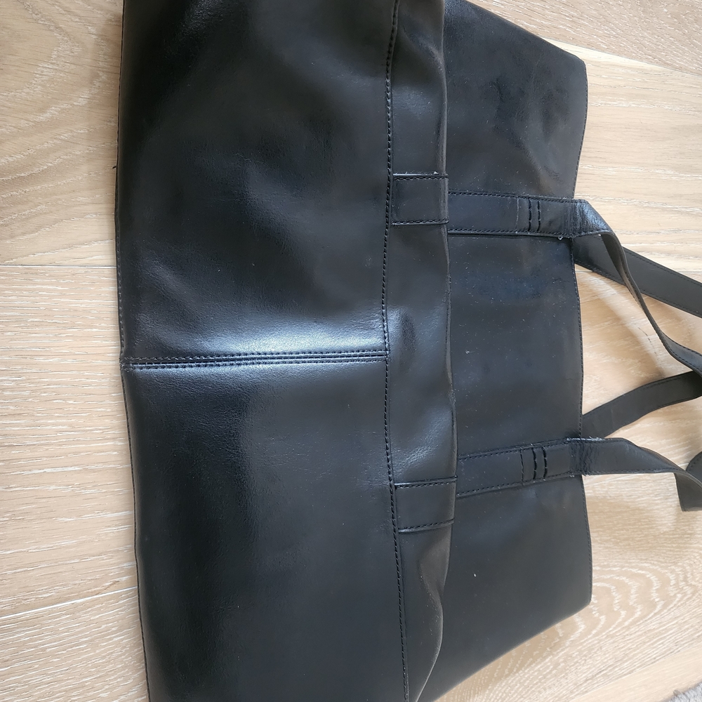 Beautiful Loved Black Leather Double Strapped Alfani Shoulder Tote Bag - Picture 3 of 9